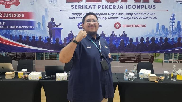 Riezky Adhybrata Noor